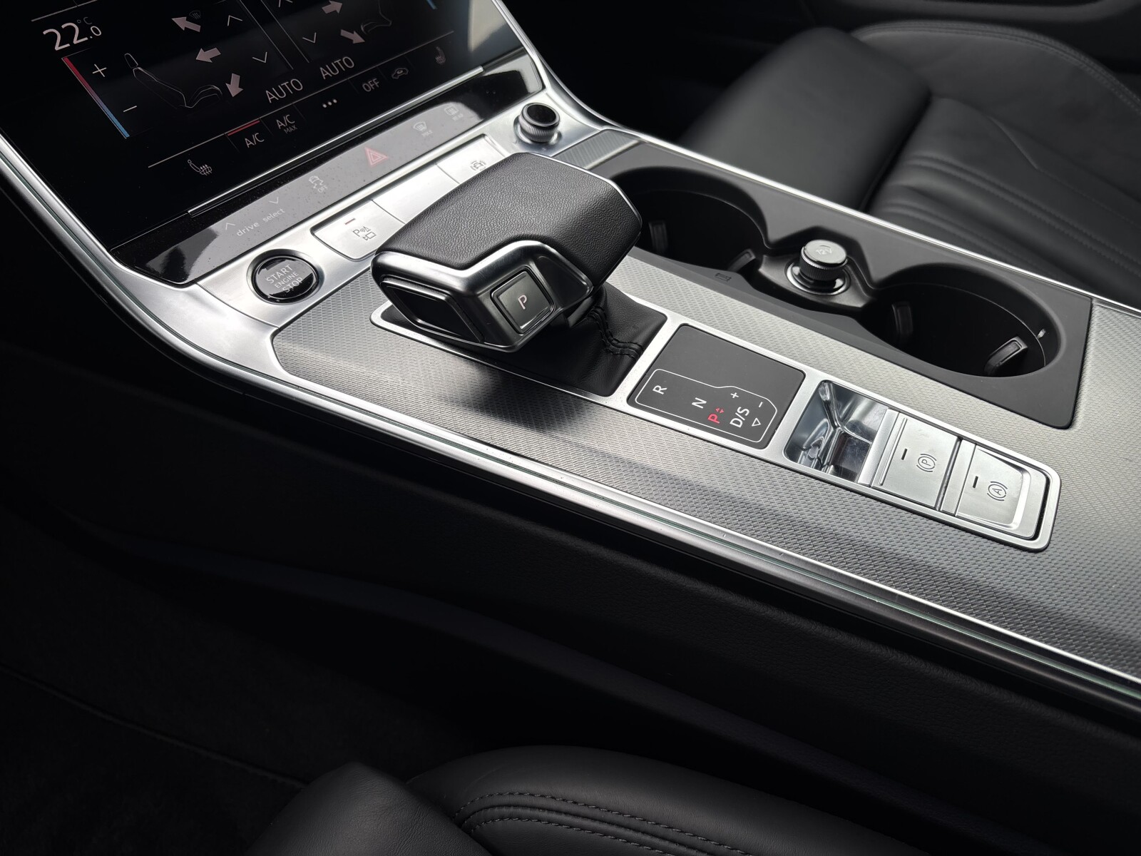 Audi A6 Limousine - zdjęcie 18