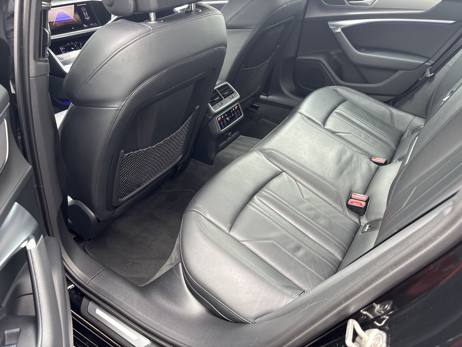 Audi A6 Limousine - zdjęcie 29