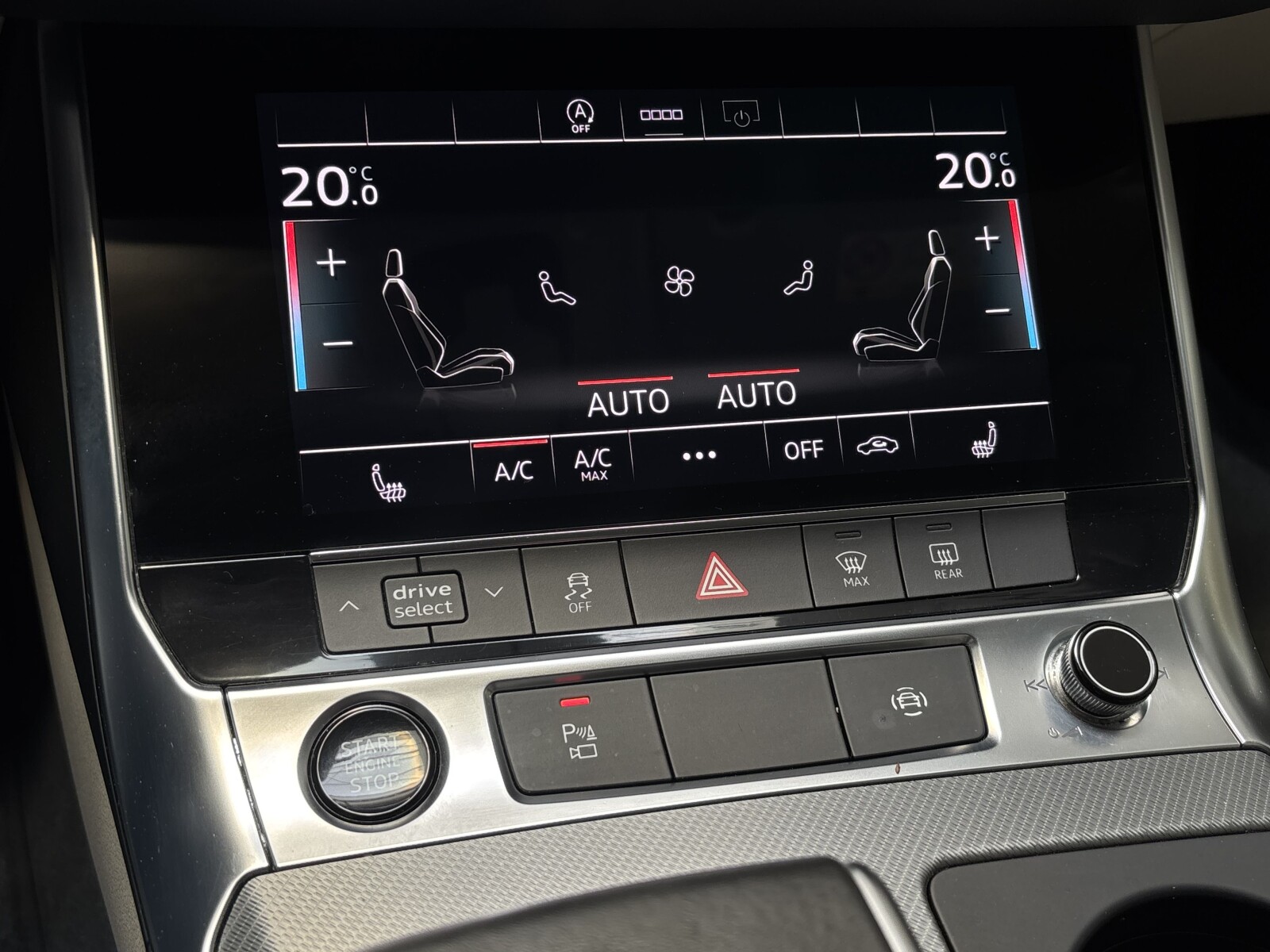 Audi A6 Avant - zdjęcie 18