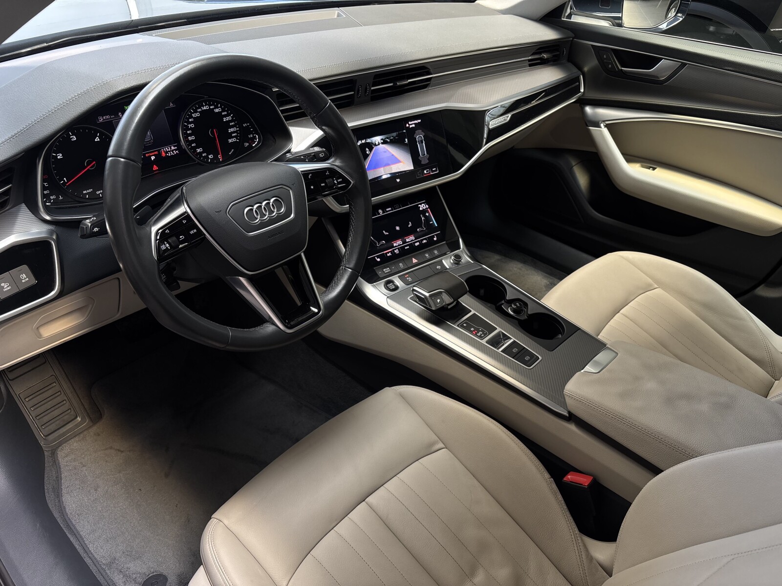 Audi A6 Avant - zdjęcie 17