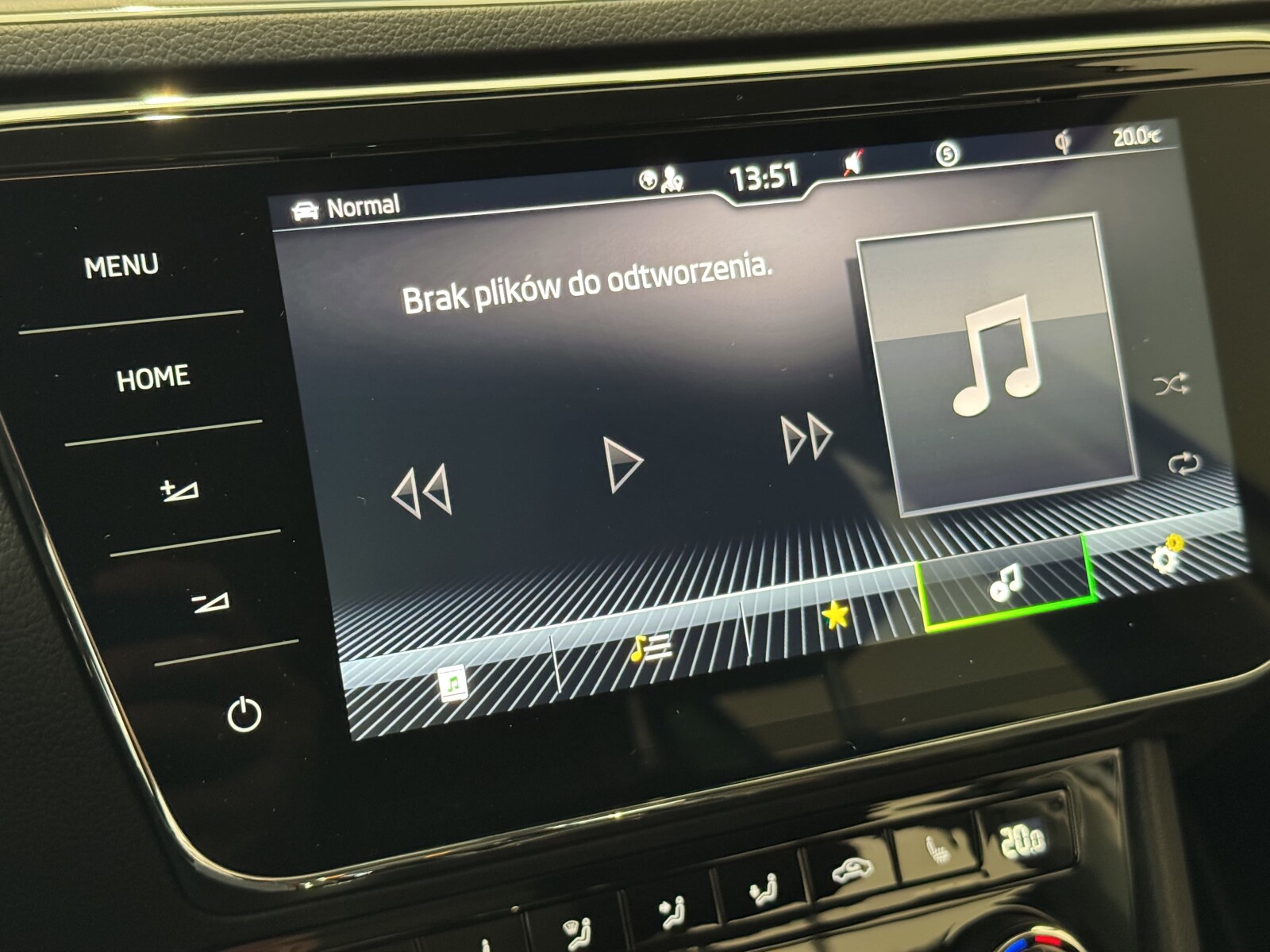 Škoda Superb - zdjęcie 25