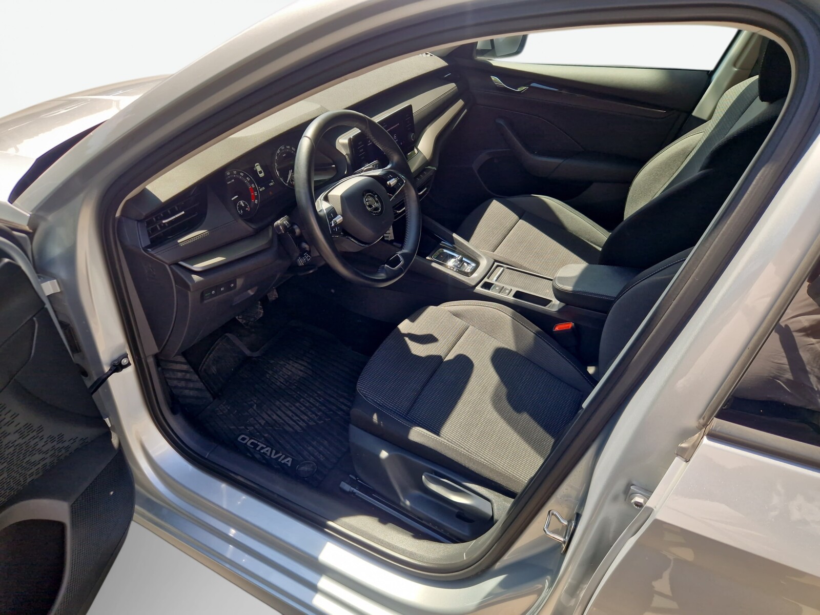 Škoda Octavia - zdjęcie 16