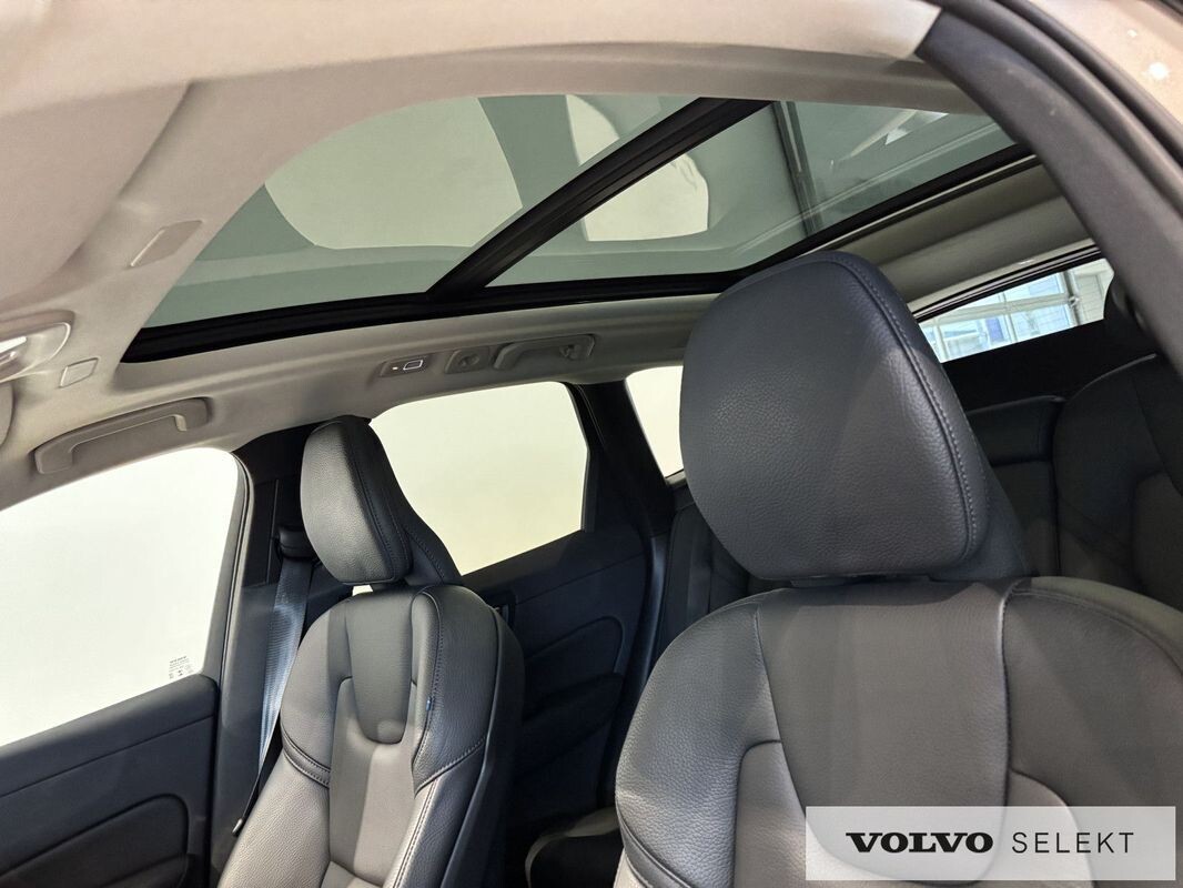 Volvo XC 60 - zdjęcie 24