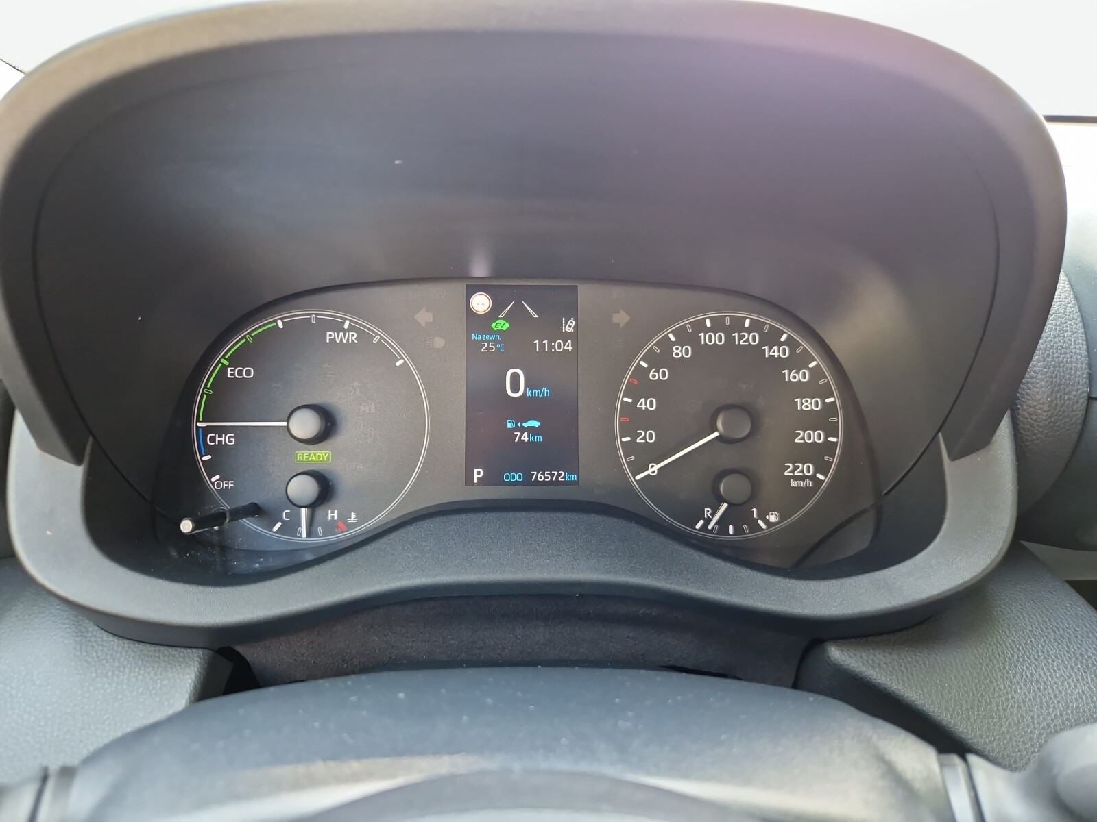 Toyota Yaris - zdjęcie 11