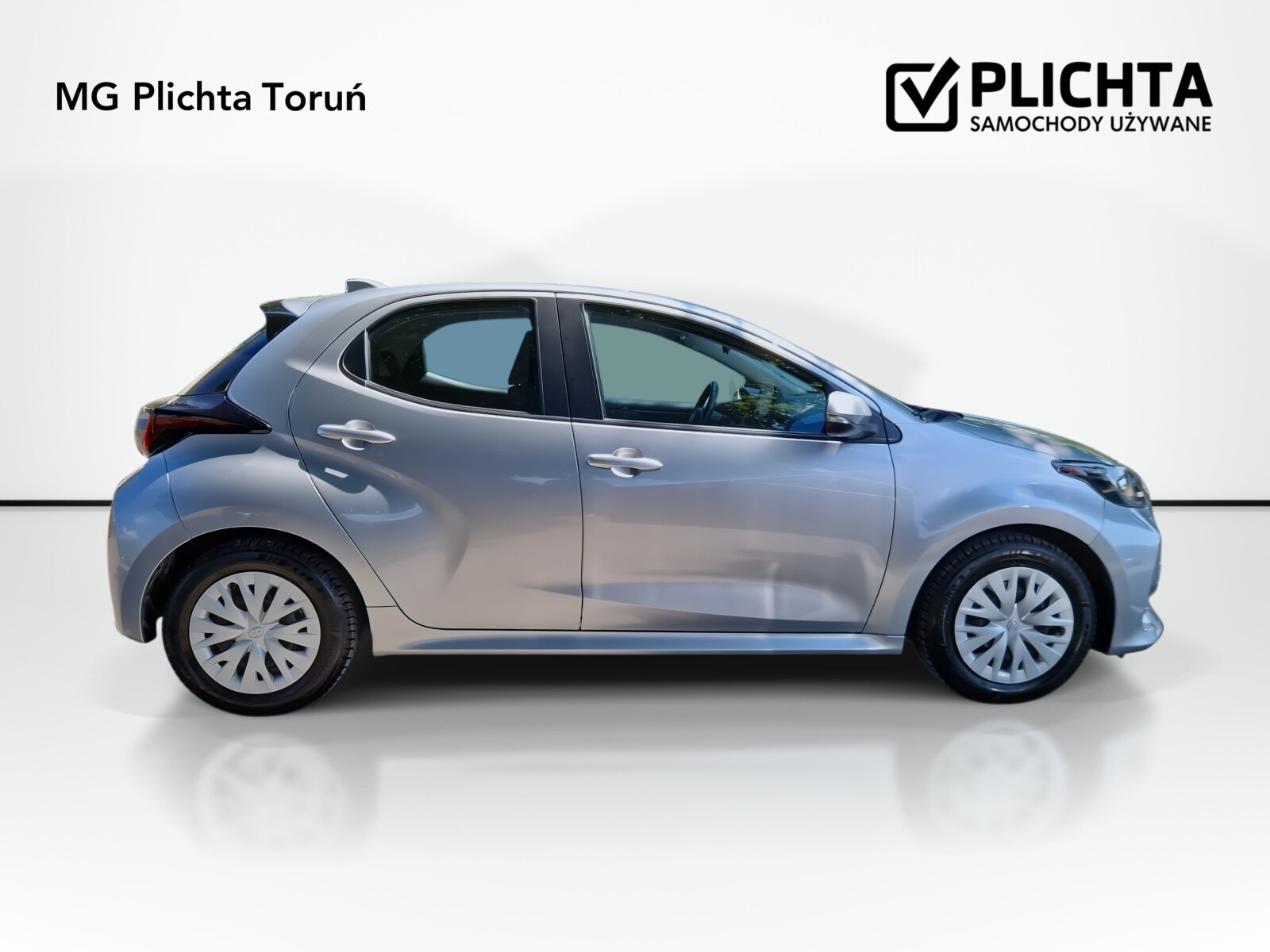 Toyota Yaris - zdjęcie 23