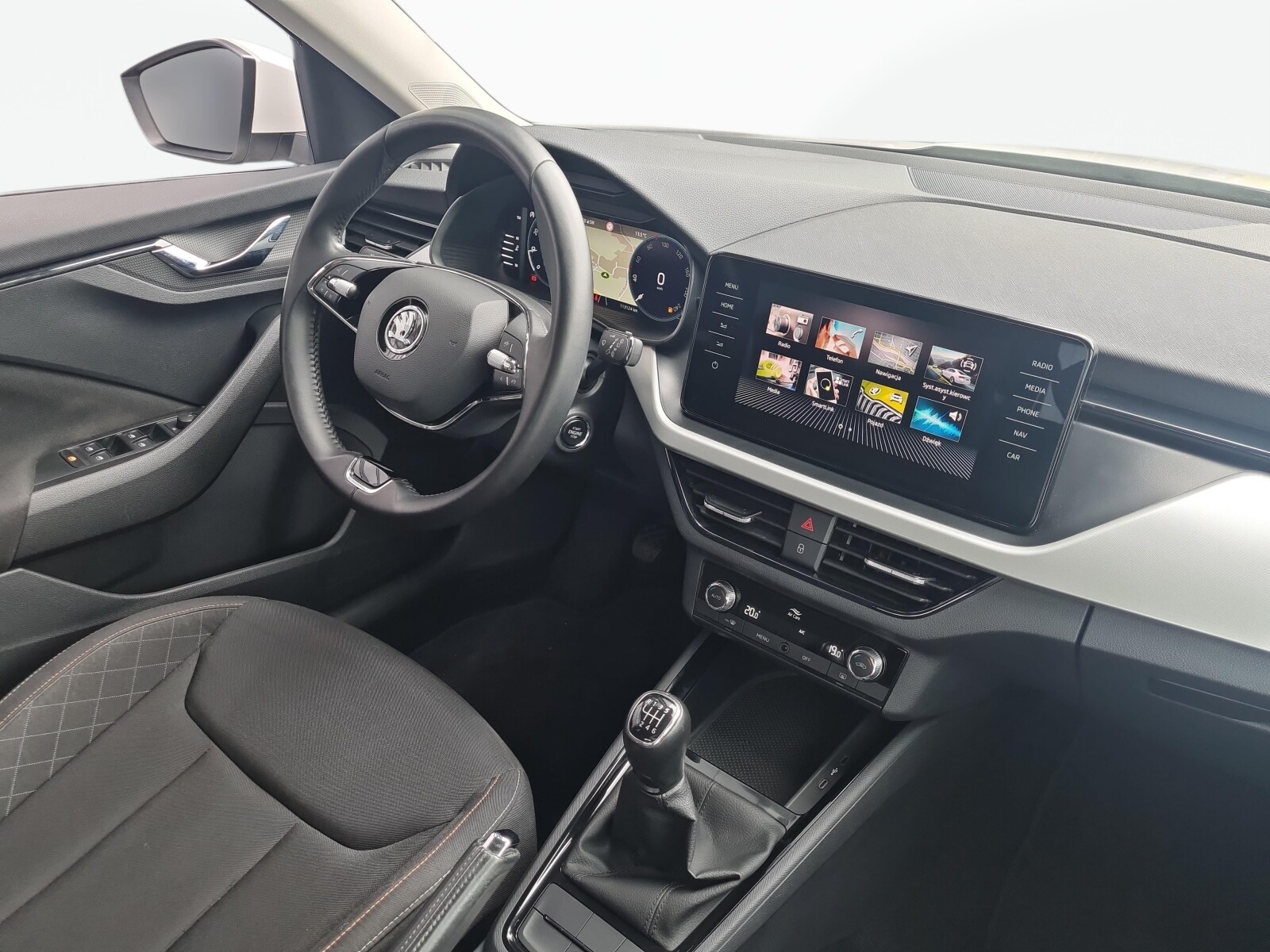 Škoda Kamiq - zdjęcie 18