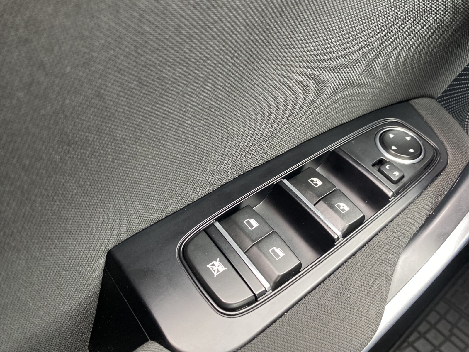 Kia Ceed - zdjęcie 16