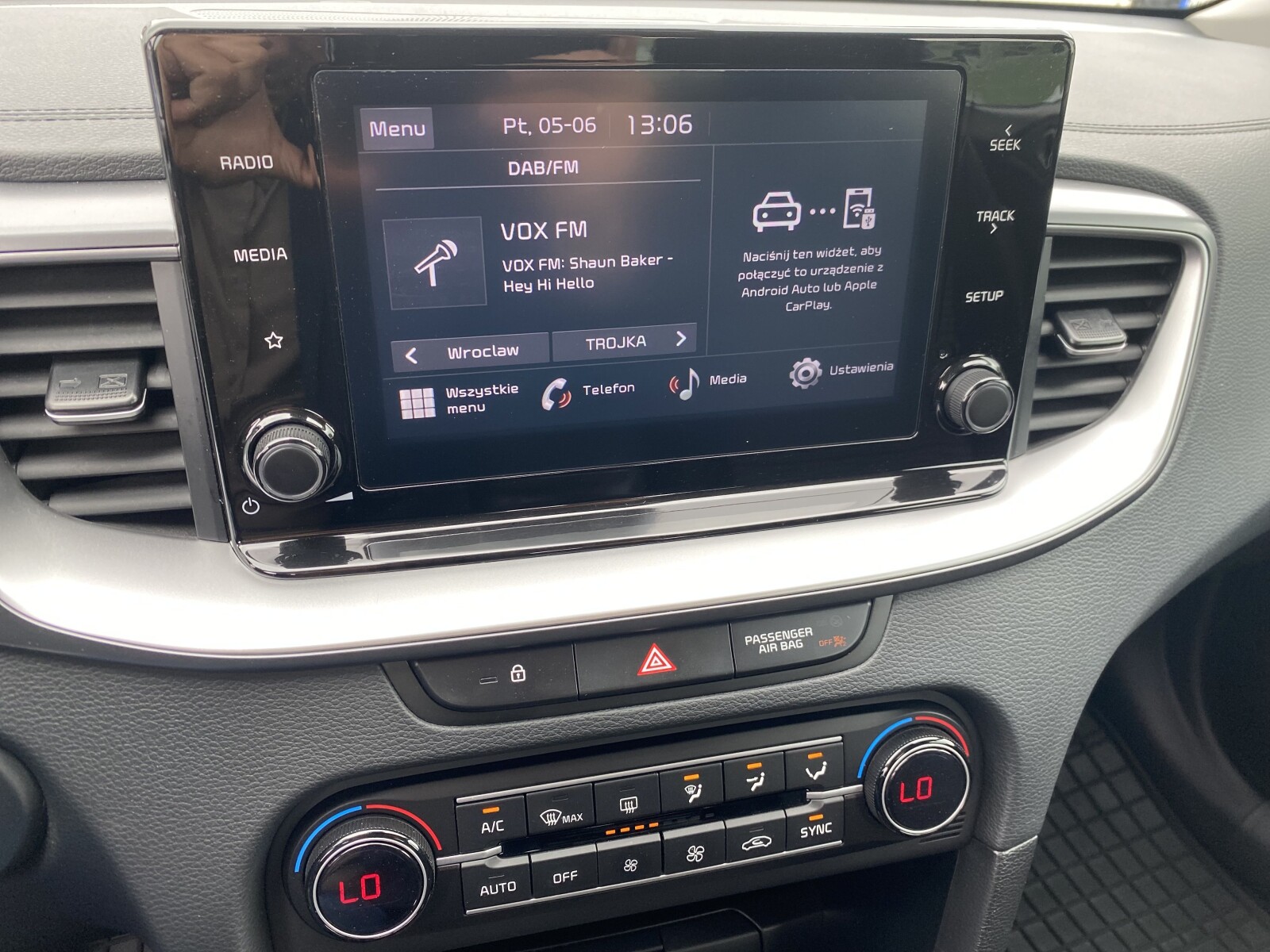 Kia Ceed - zdjęcie 21