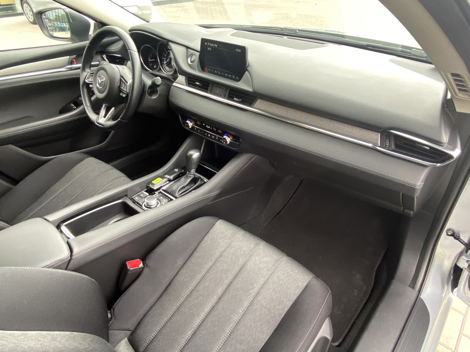Mazda 6 - zdjęcie 17