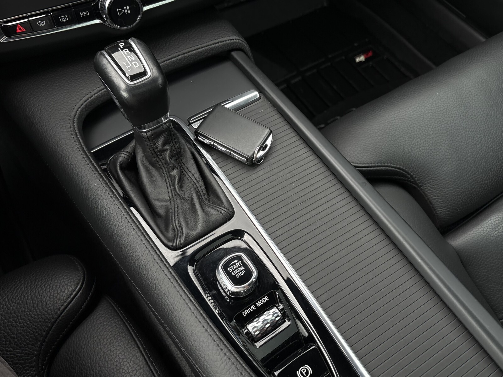 Volvo S90 - zdjęcie 24