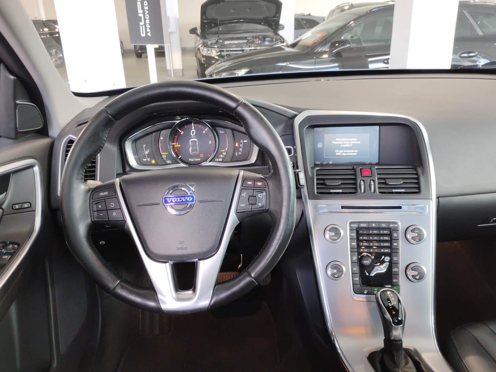 Volvo XC 60 - zdjęcie 16