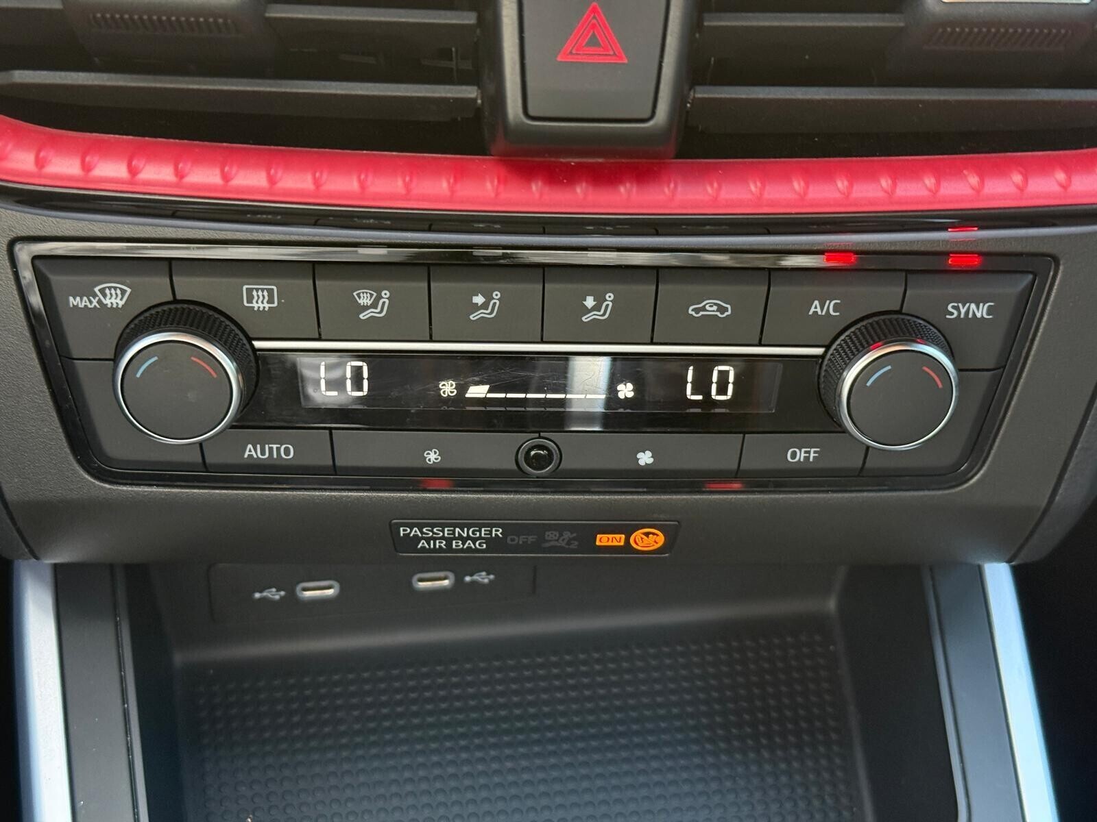 Seat Arona - zdjęcie 21