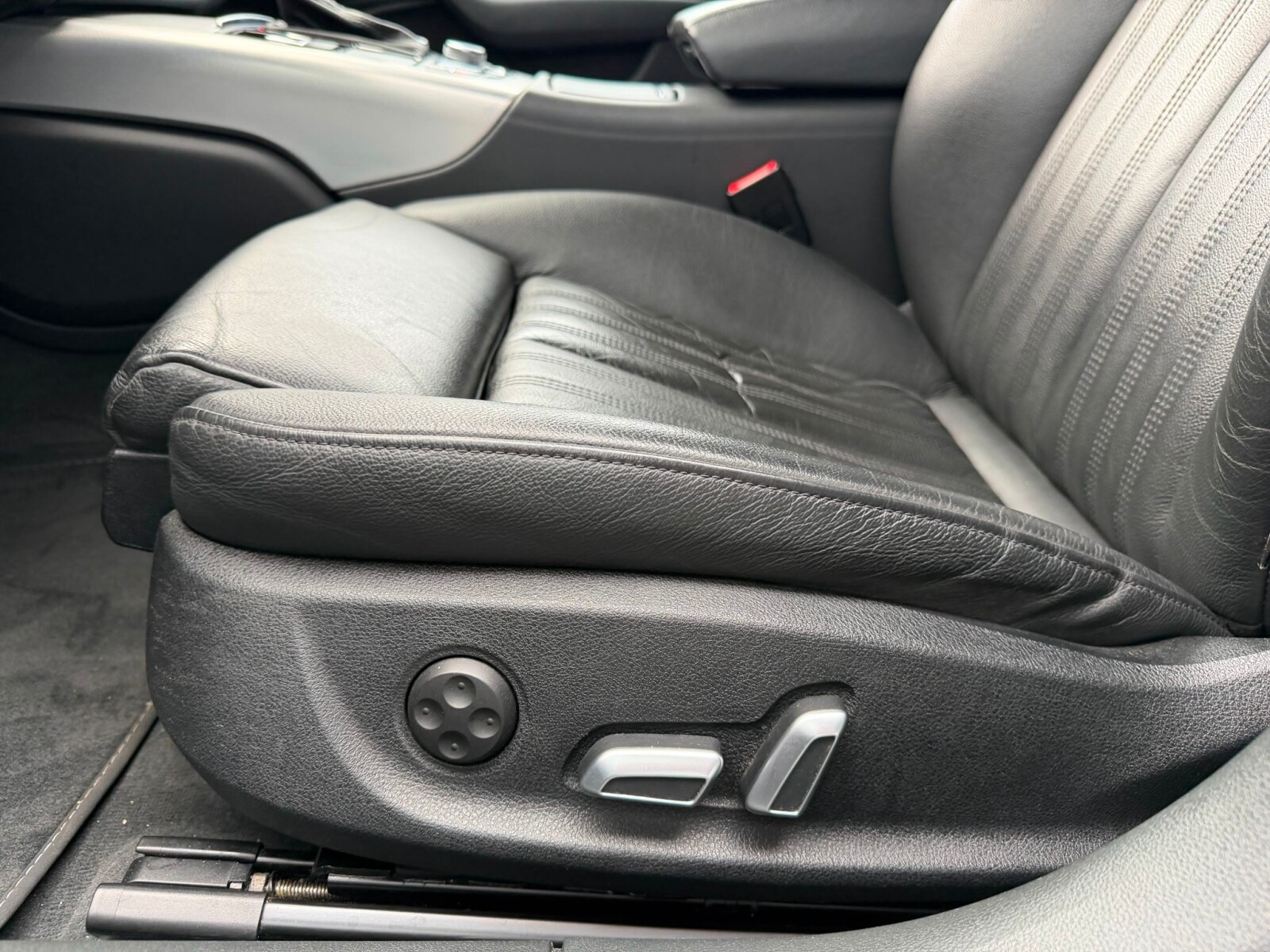 Audi A6 Limousine - zdjęcie 16
