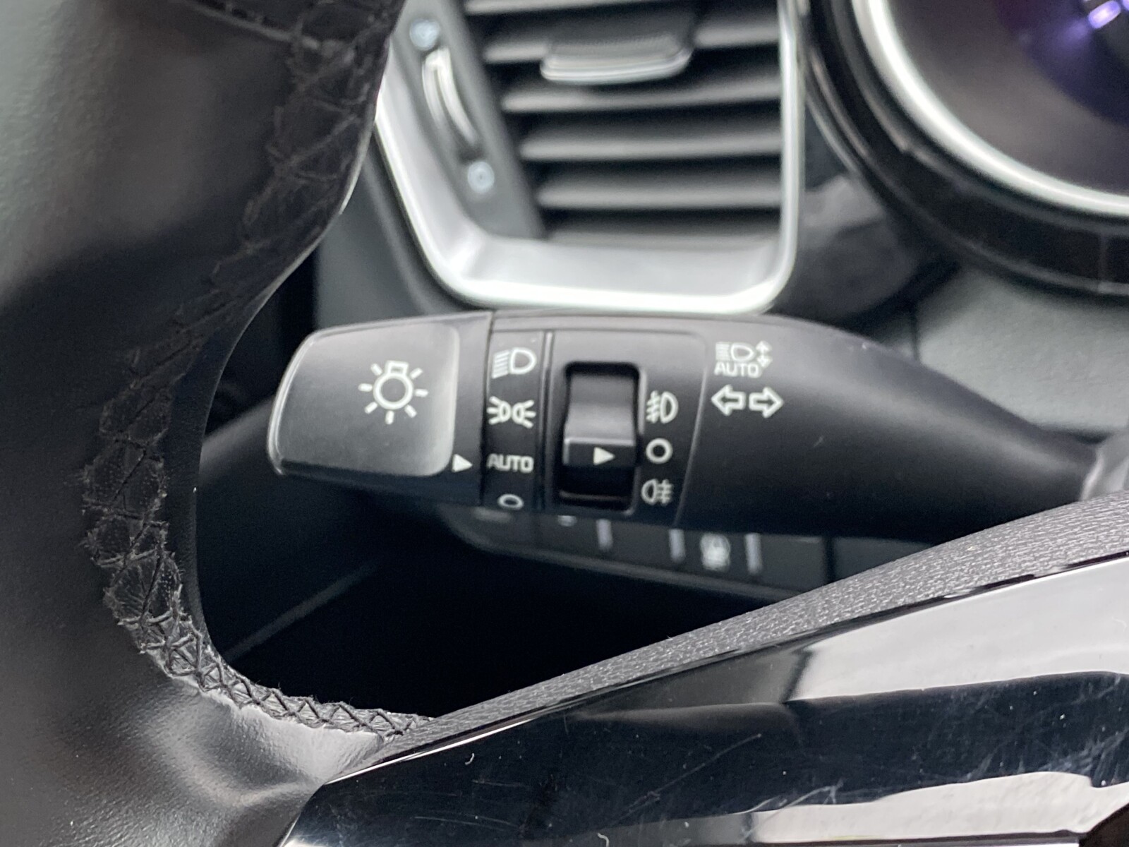 Kia XCeed - zdjęcie 19