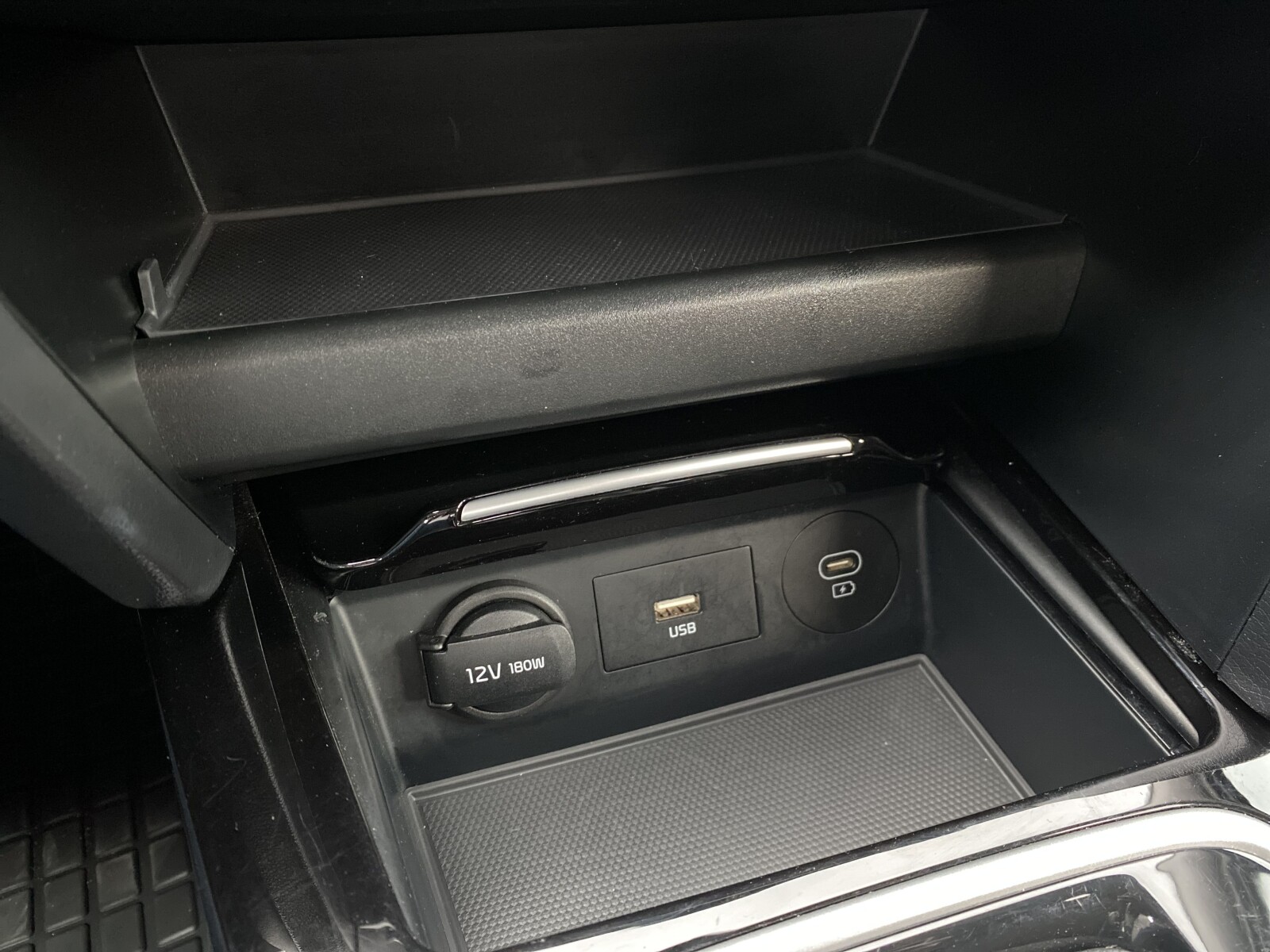 Kia XCeed - zdjęcie 26