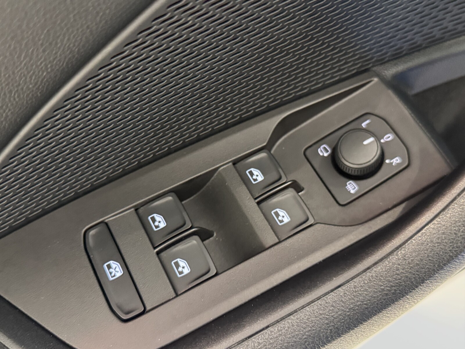 Škoda Octavia Combi - zdjęcie 12