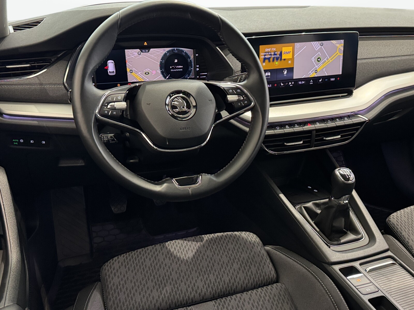 Škoda Octavia Combi - zdjęcie 15