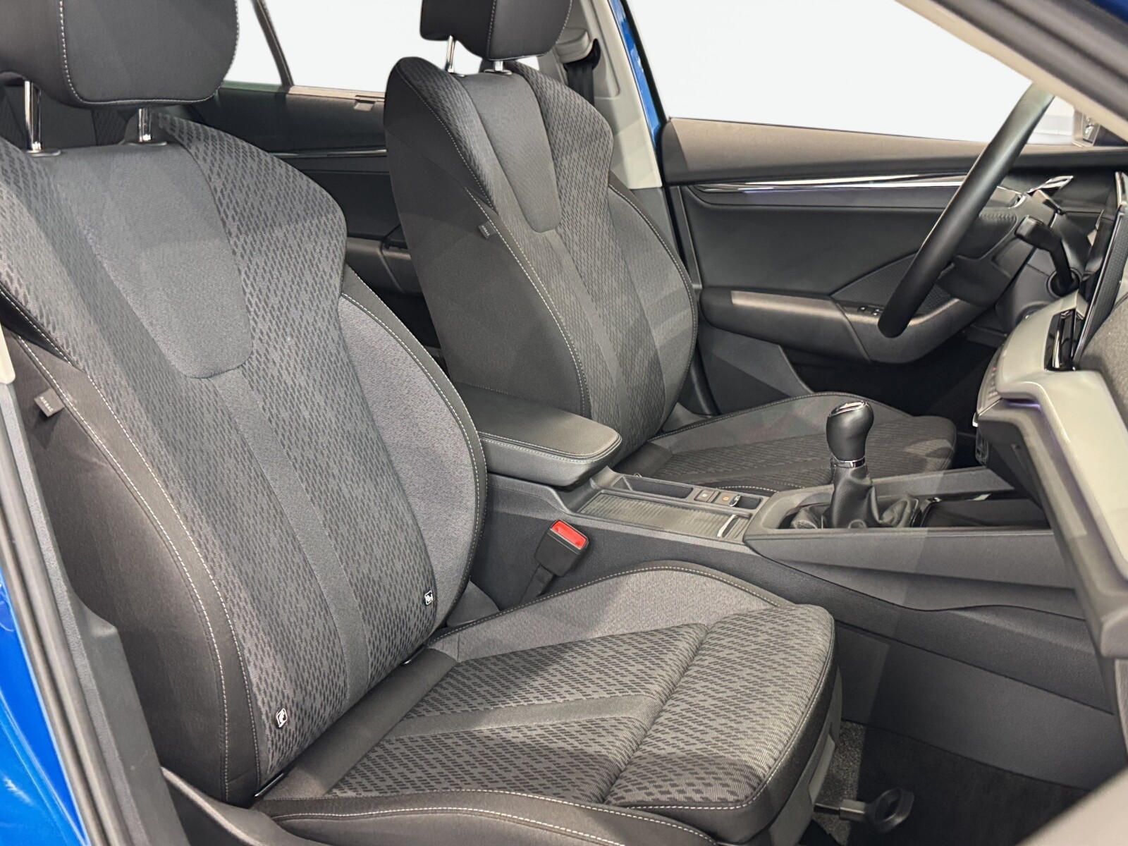 Škoda Octavia Combi - zdjęcie 18