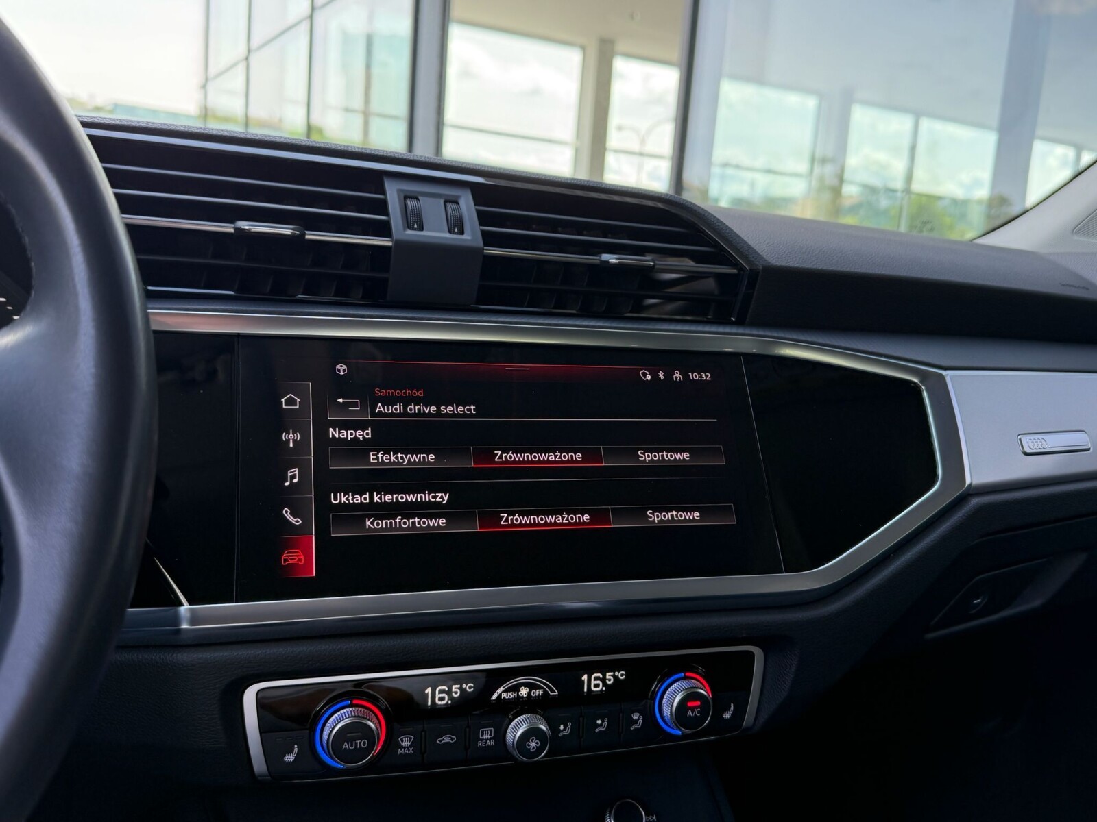 Audi Q3 Sportback - zdjęcie 34