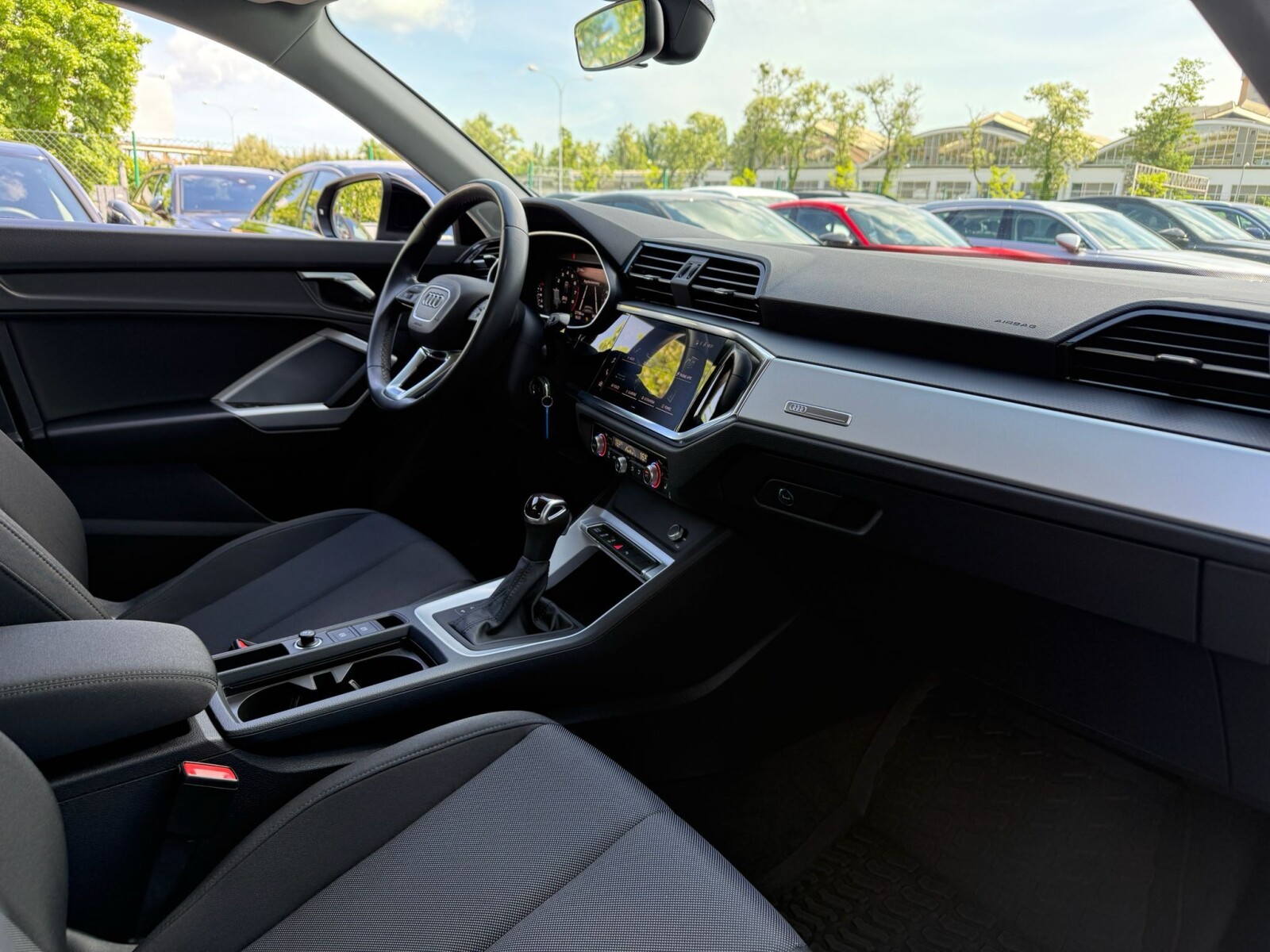 Audi Q3 Sportback - zdjęcie 21