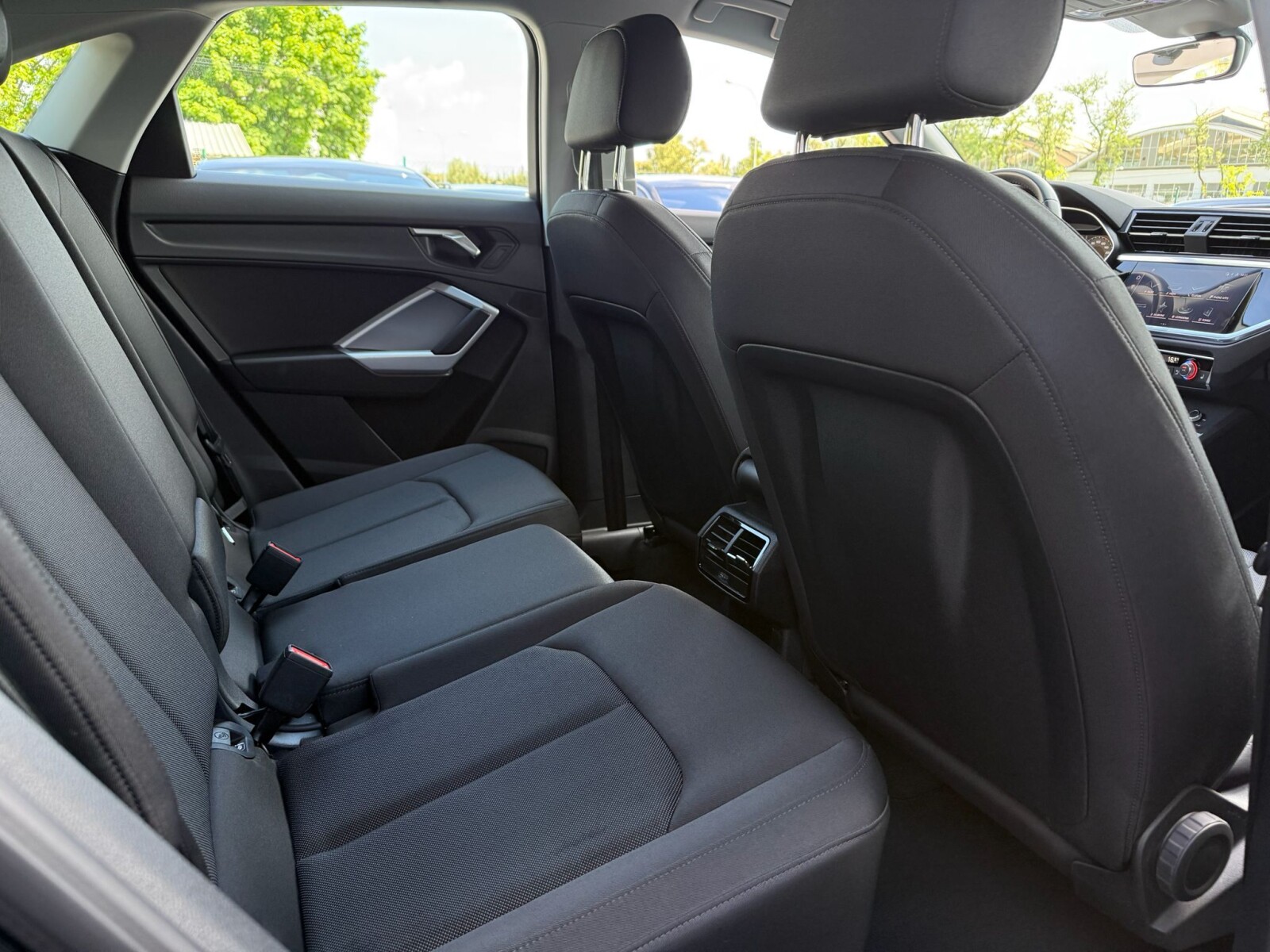 Audi Q3 Sportback - zdjęcie 19