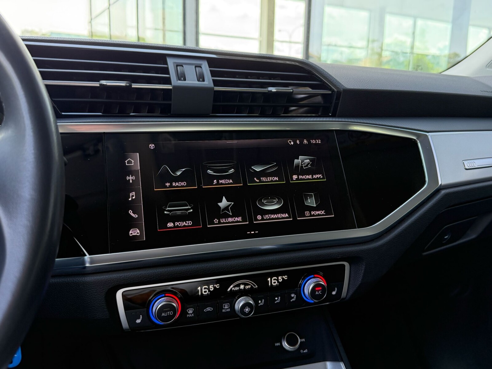 Audi Q3 Sportback - zdjęcie 36