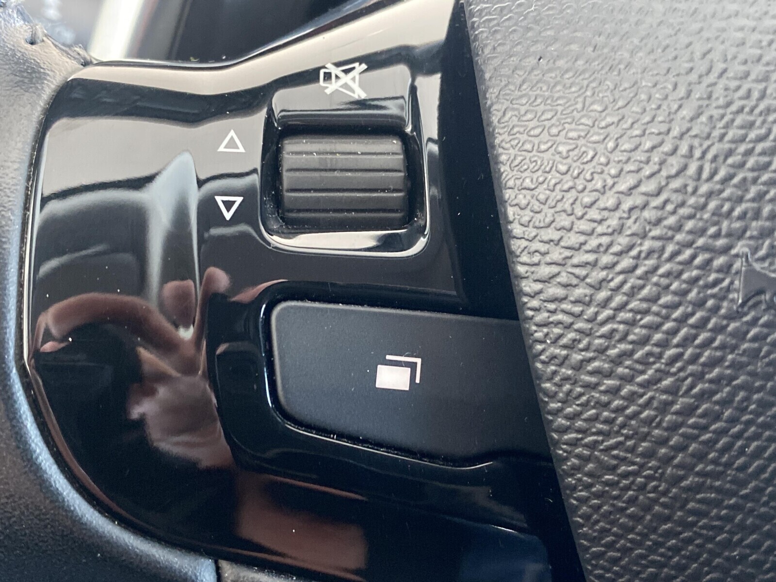 Peugeot 308 - zdjęcie 11