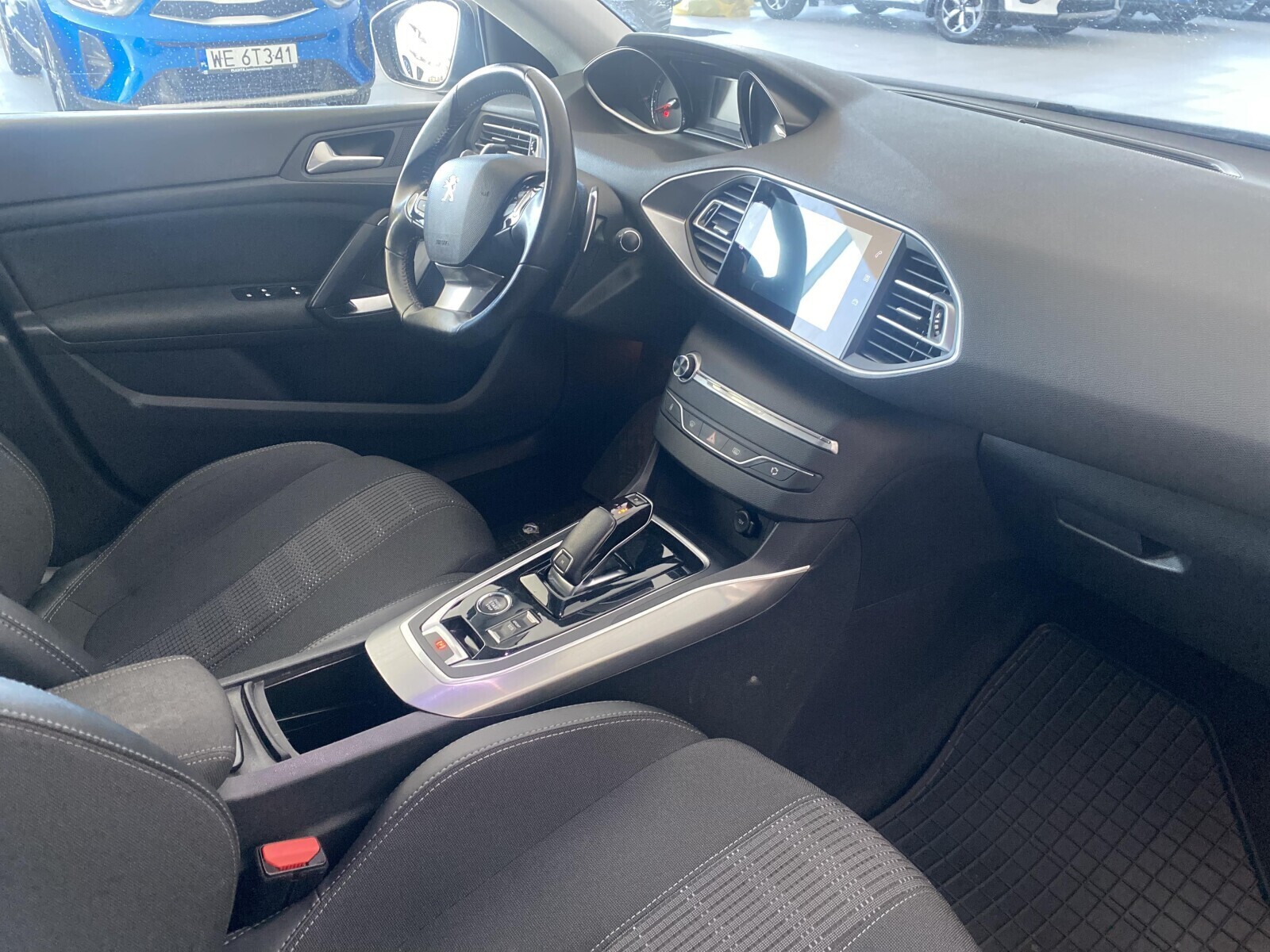 Peugeot 308 - zdjęcie 22