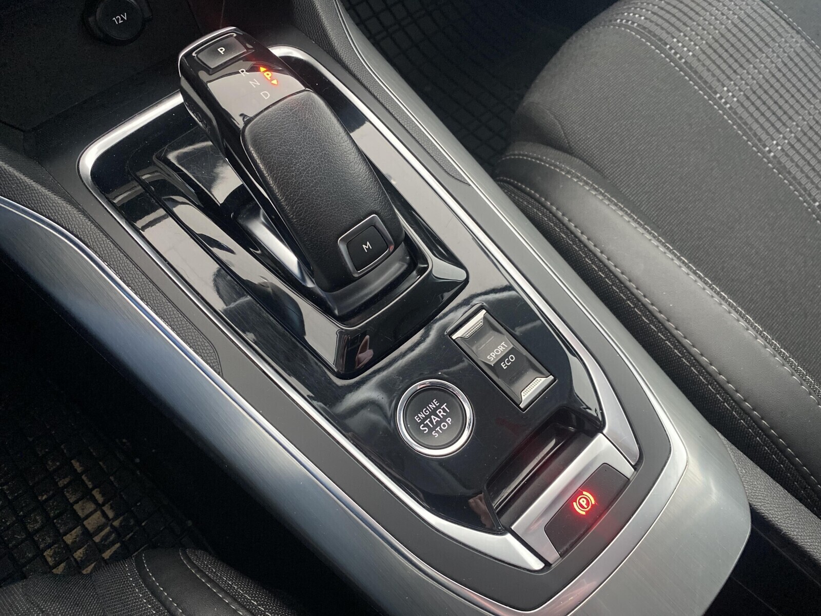 Peugeot 308 - zdjęcie 16