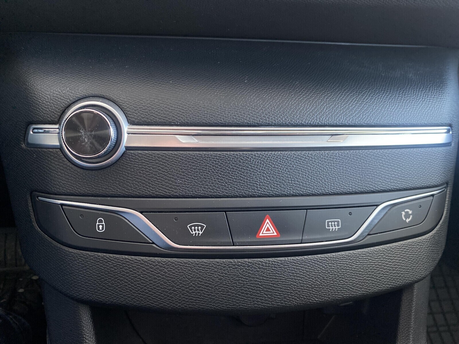 Peugeot 308 - zdjęcie 15