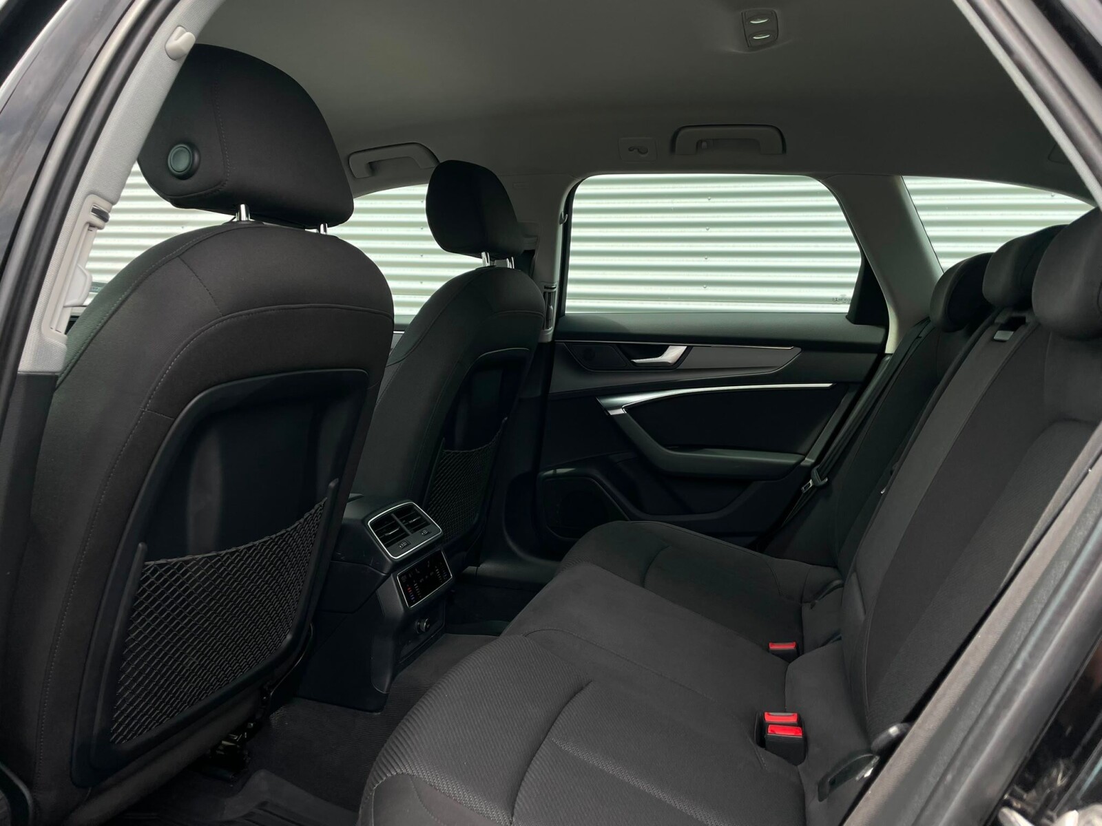 Audi A6 Avant - zdjęcie 11