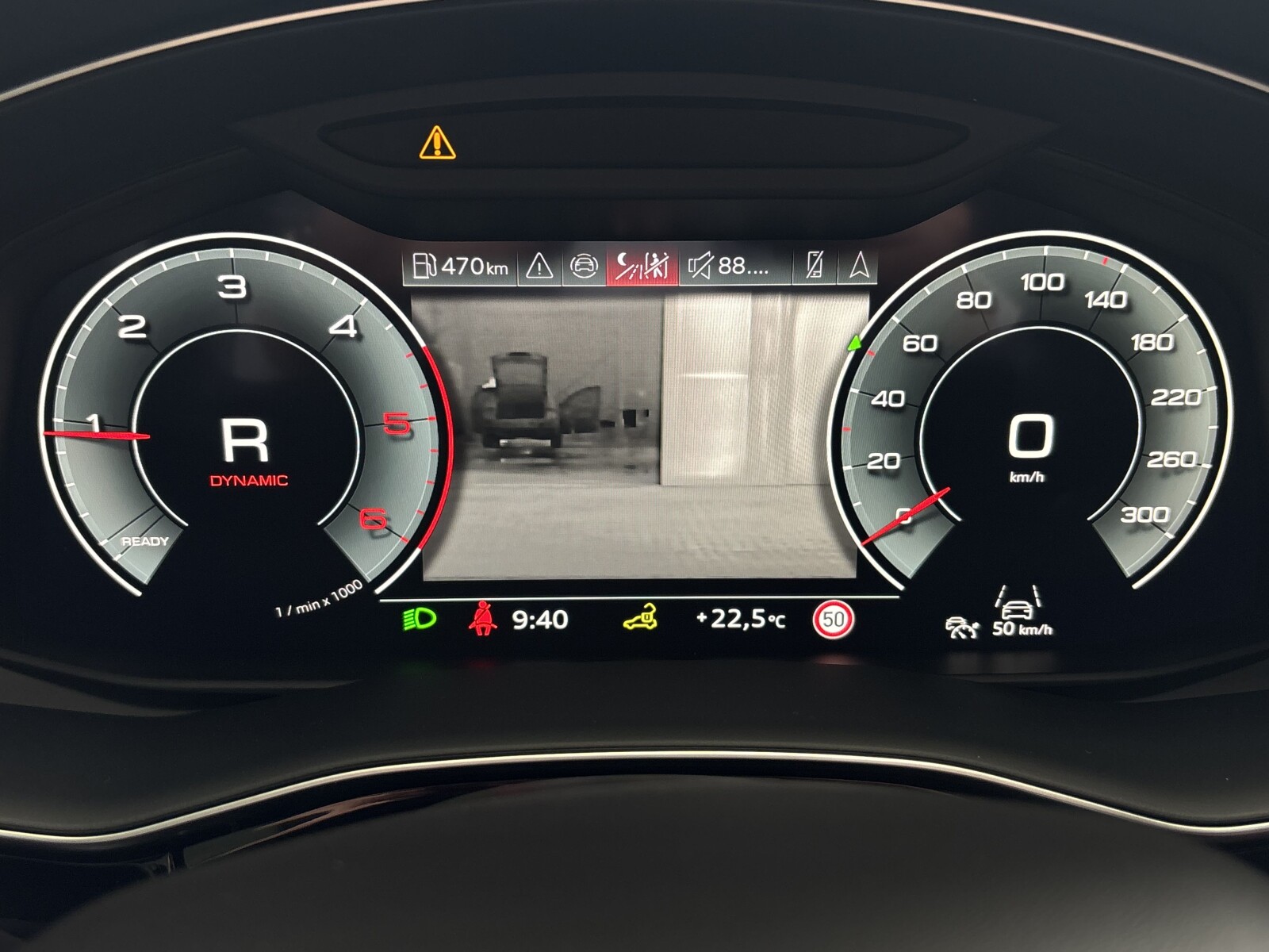 Audi Q8 - zdjęcie 14