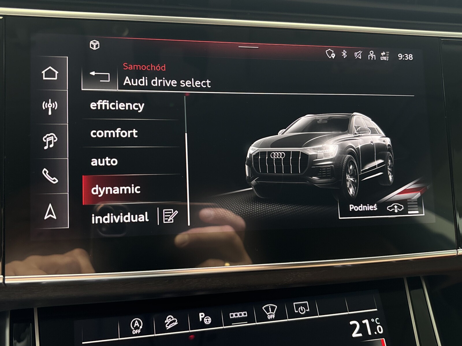 Audi Q8 - zdjęcie 23