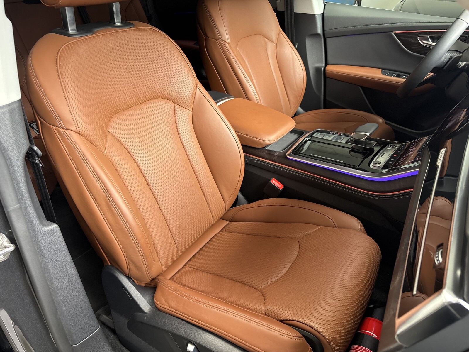 Audi Q8 - zdjęcie 38