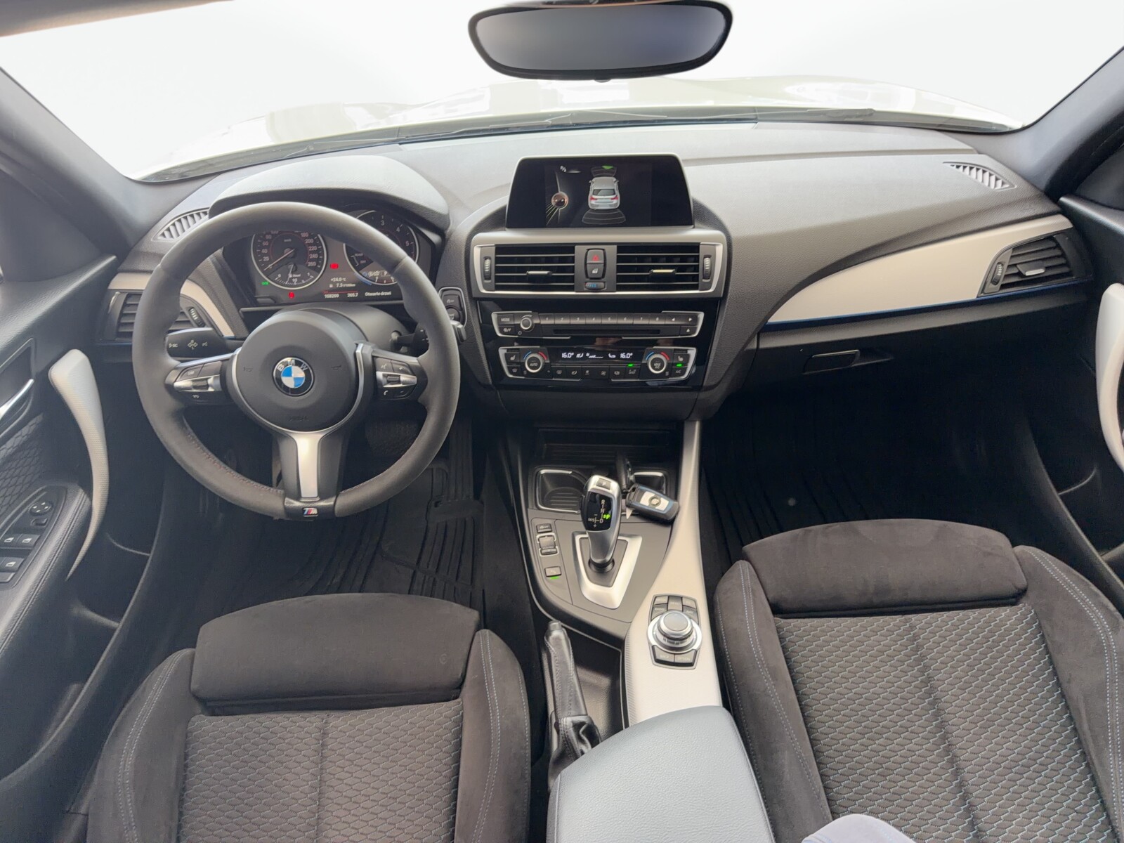 BMW 118 - zdjęcie 20