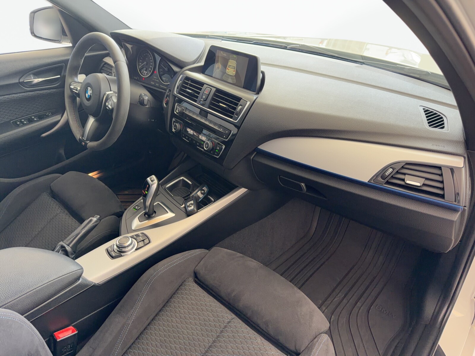 BMW 118 - zdjęcie 16