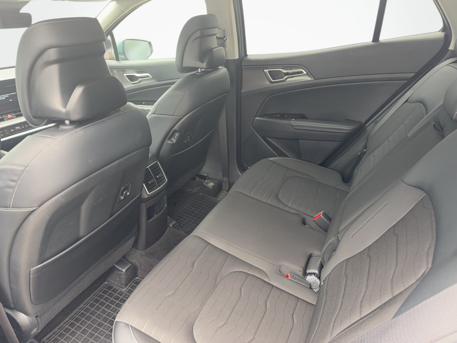Kia Sportage - zdjęcie 13