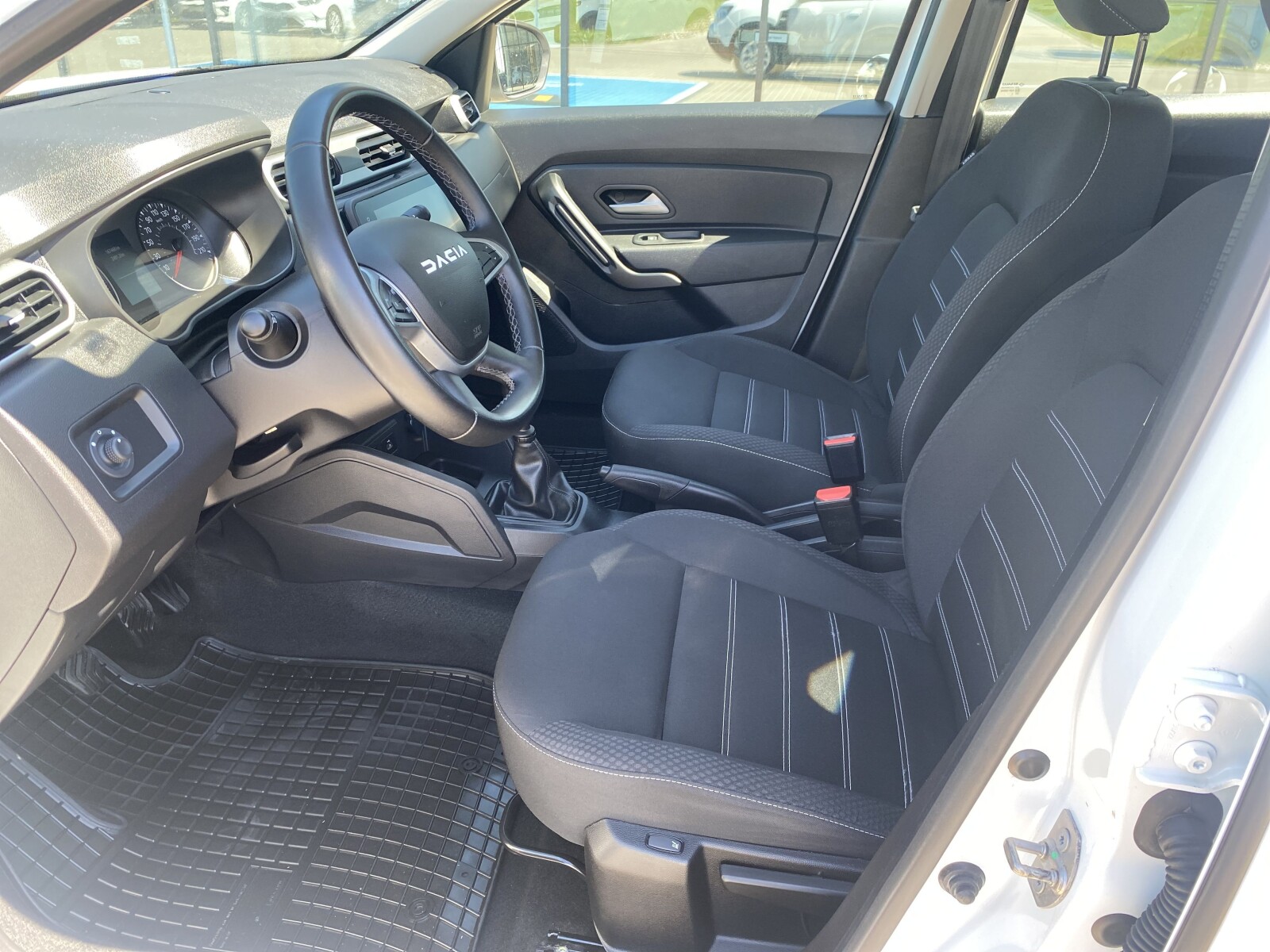 Dacia Duster - zdjęcie 10