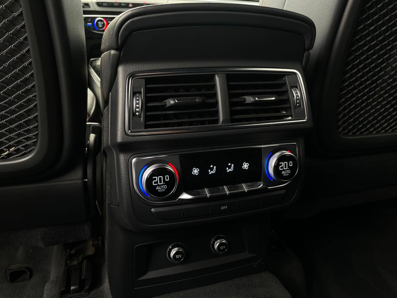 Audi Q7 - zdjęcie 13