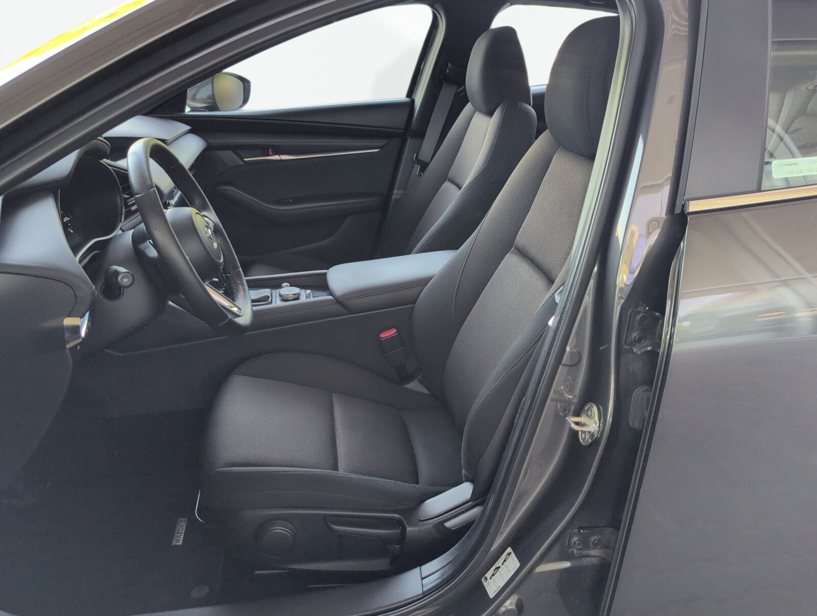 Mazda 3 - zdjęcie 14