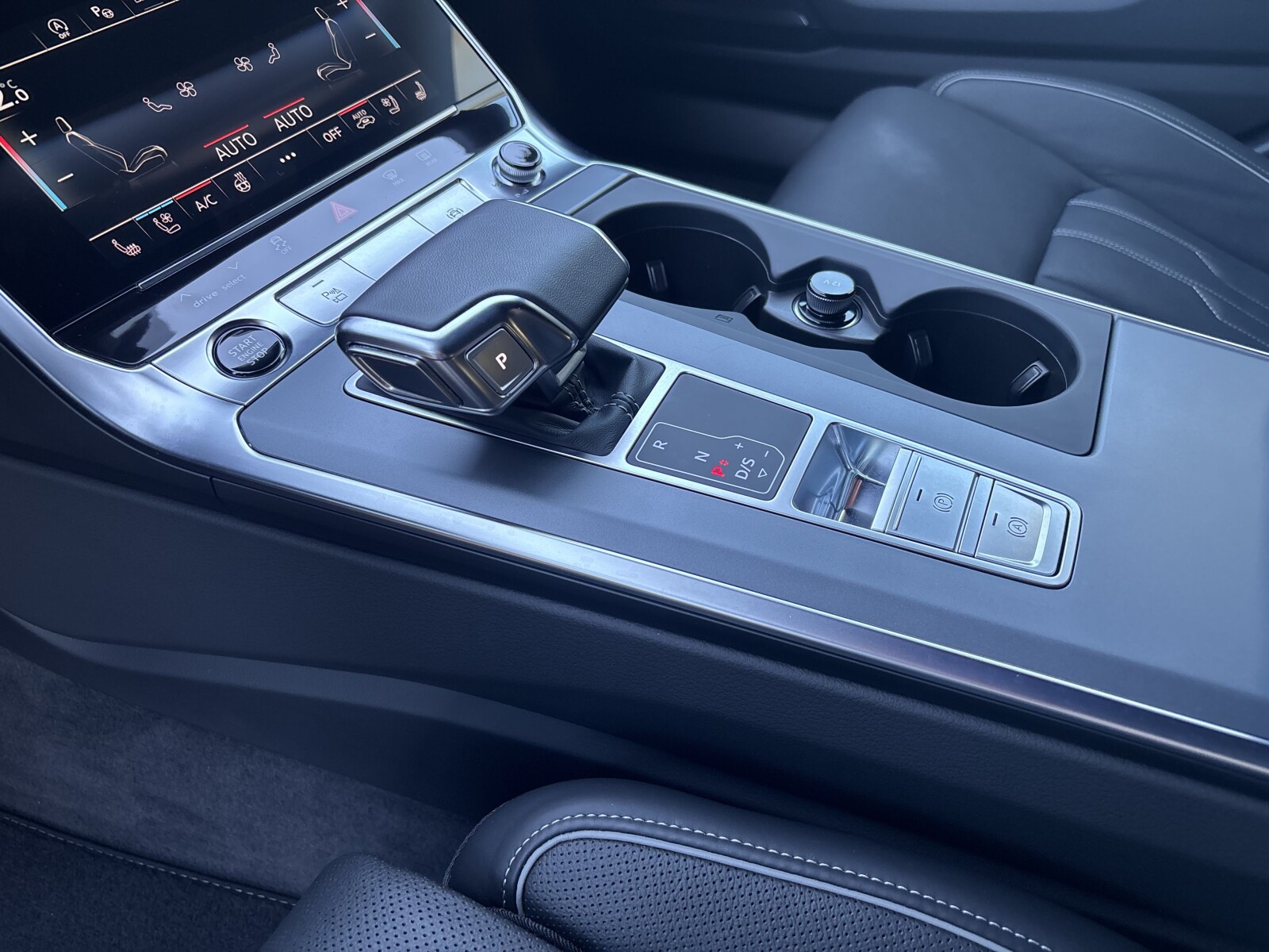 Audi A7 Sportback - zdjęcie 19