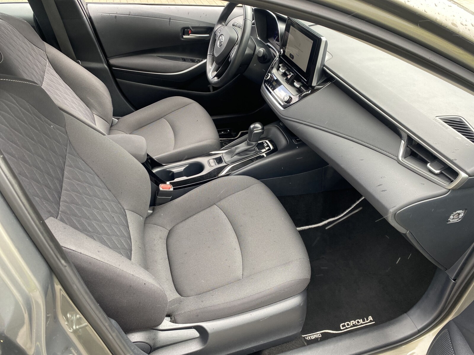 Toyota Corolla - zdjęcie 14