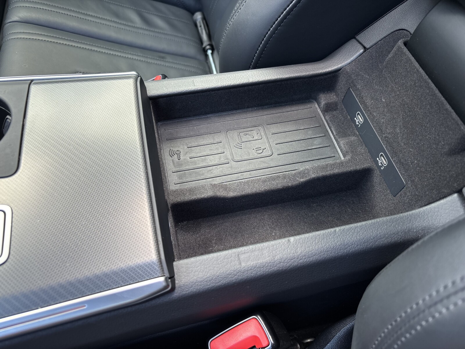 Audi A6 Avant - zdjęcie 19