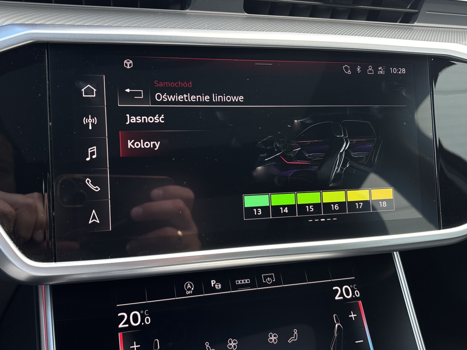Audi A6 Avant - zdjęcie 24