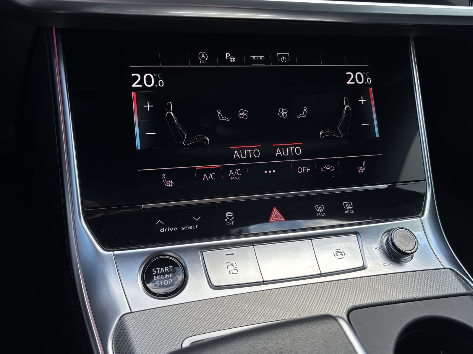 Audi A6 Avant - zdjęcie 17