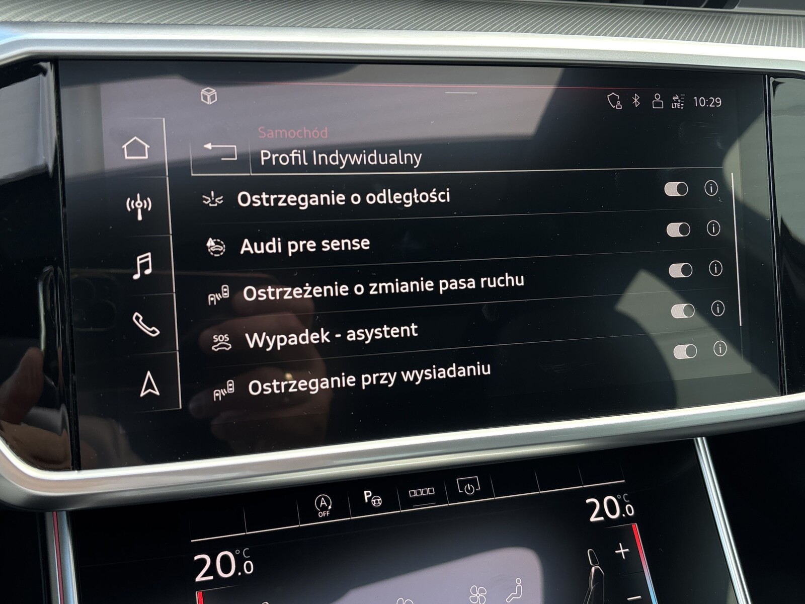 Audi A6 Avant - zdjęcie 26