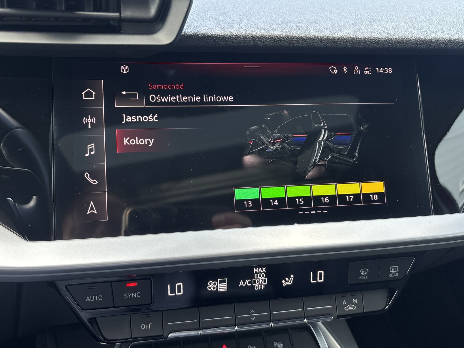 Audi A3 Sportback TFSI e - zdjęcie 24