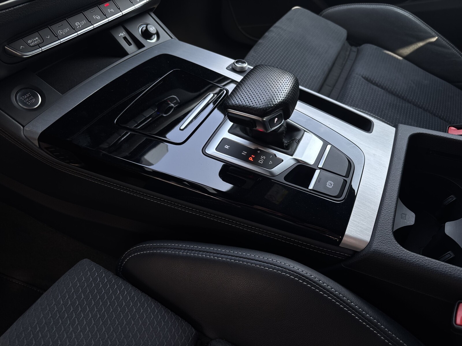 Audi Q5 - zdjęcie 17