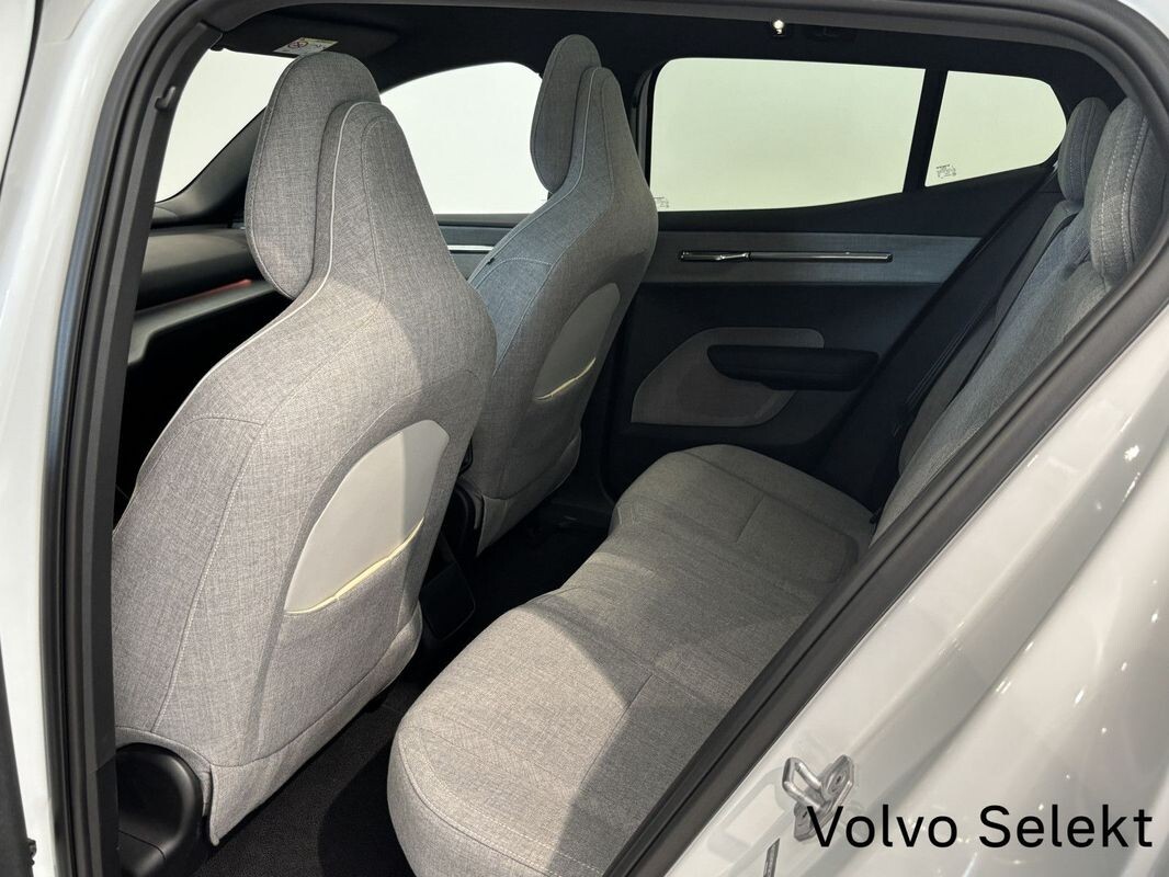Volvo EX30 - zdjęcie 23