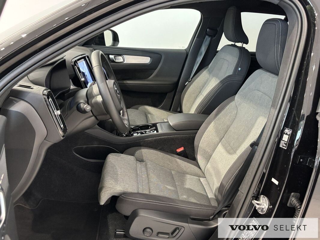 Volvo XC 40 - zdjęcie 23